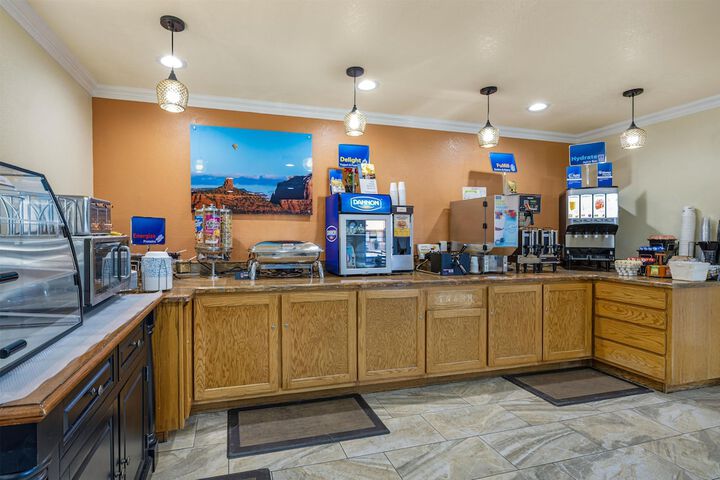 Breakfast area