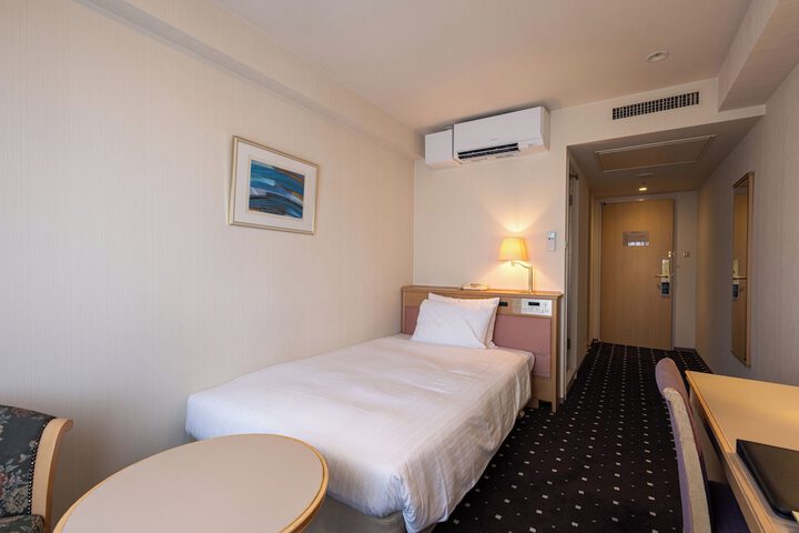 Room 7 of 21