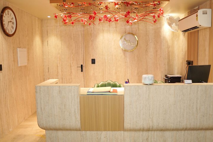 Hotel Aroma Inn