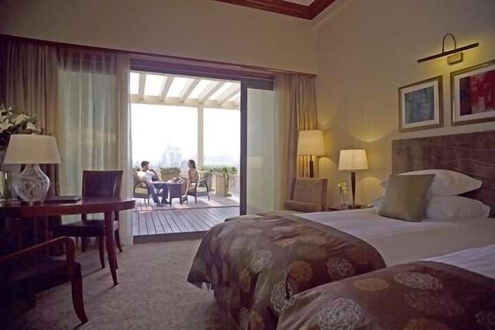 Room 7 of 25