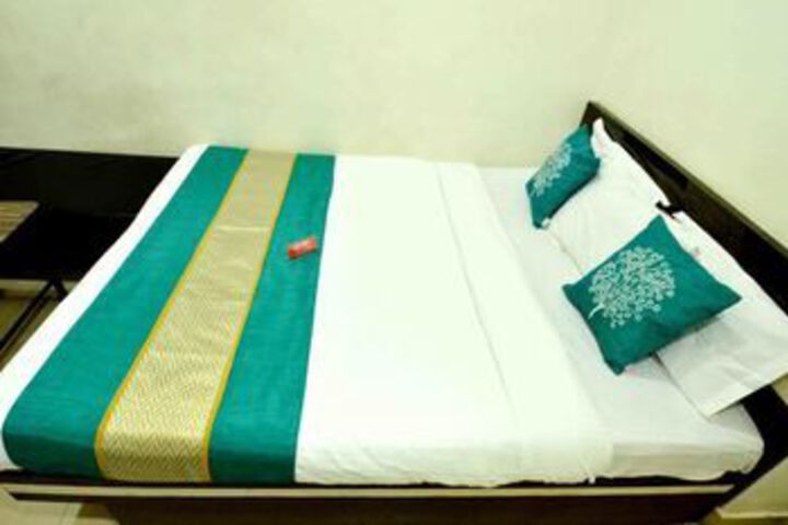 Room 16 of 25