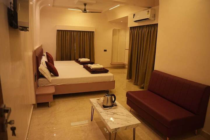 Room 3 of 5