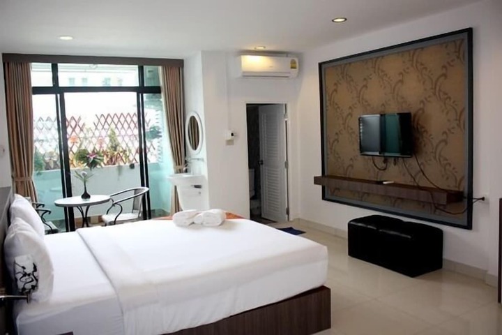 Room 7 of 52