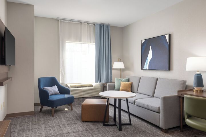 Room 10 of 24