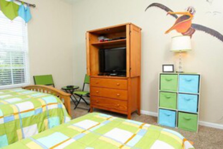 Room 38 of 43