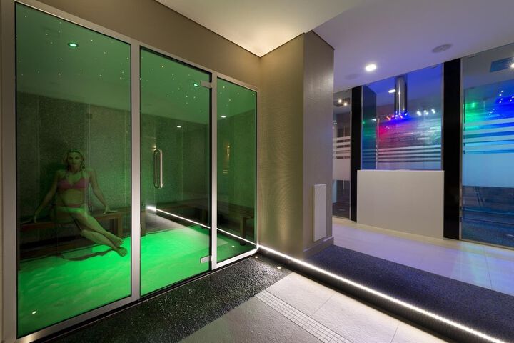 Steam room
