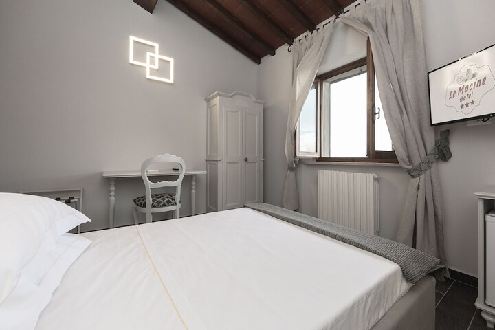 Room 11 of 55