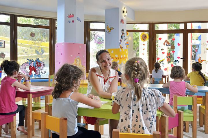 Childrens Activities 61 of 103