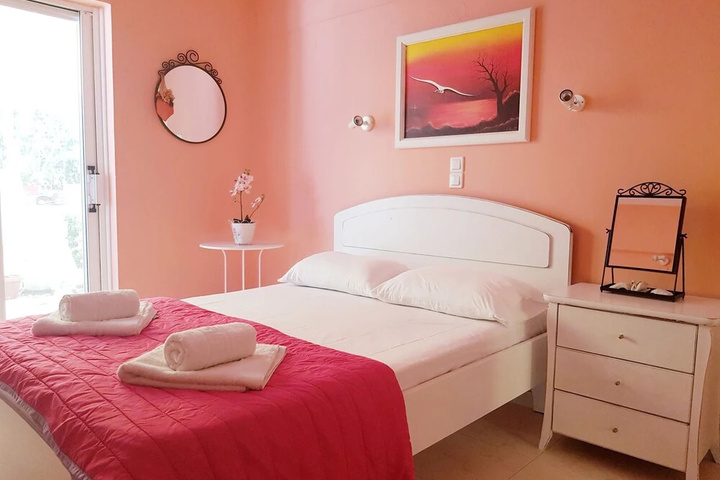 Room 3 of 21
