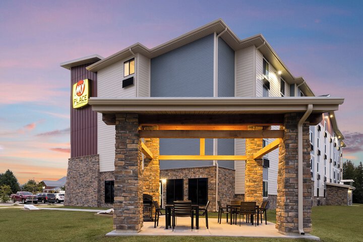 Property Grounds 21 of 22