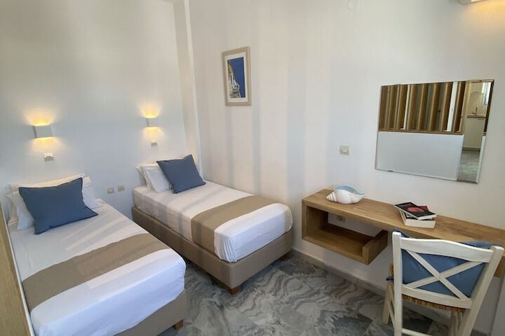 Room 34 of 125