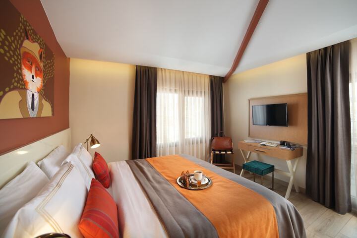 Room 18 of 75