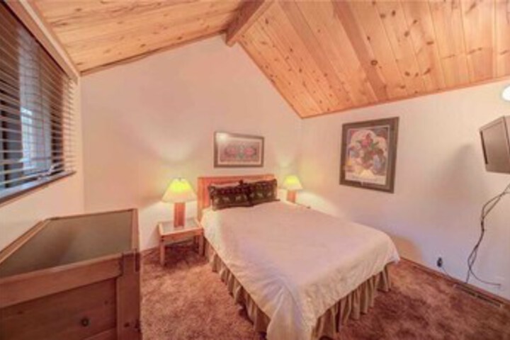 Room 13 of 14