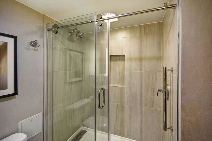 Bathroom shower