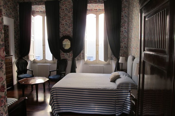 Room 11 of 44