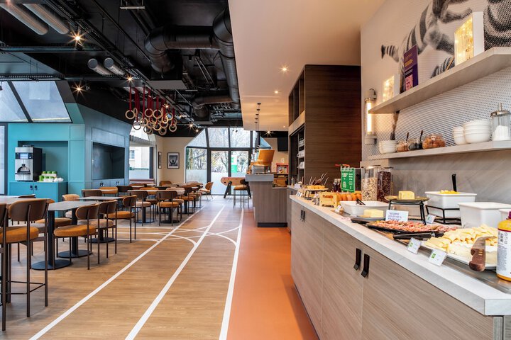 Breakfast buffet