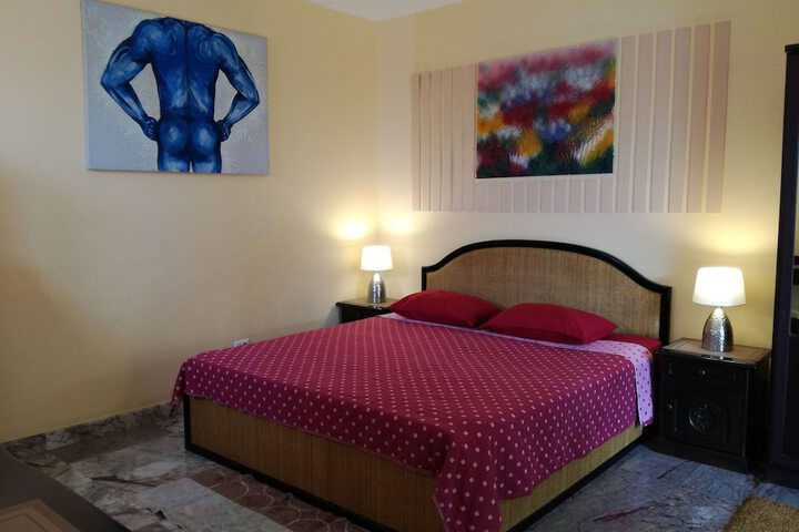 Room 5 of 53