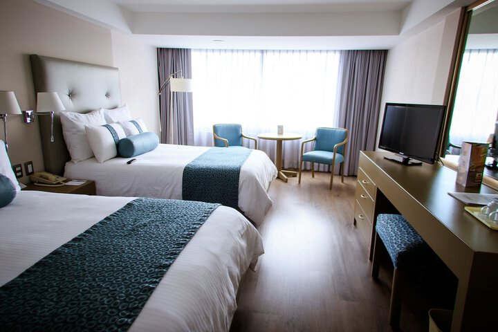 Room 11 of 221