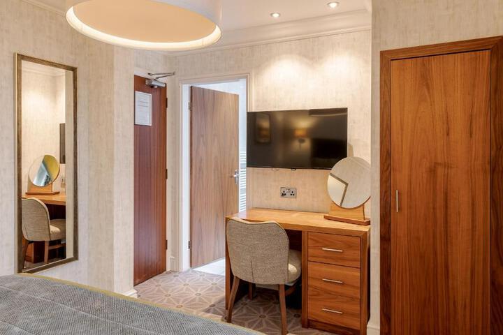 Suite Photo