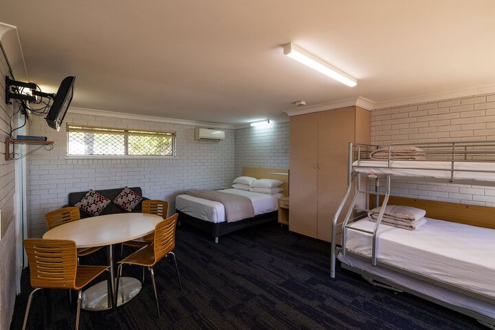 Room 12 of 72