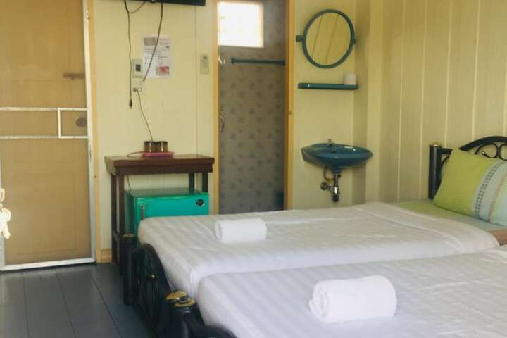 Room 11 of 61