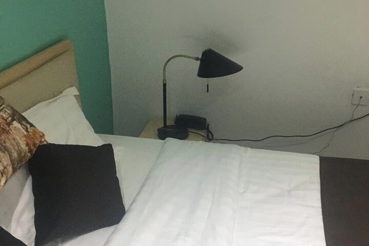Room 16 of 70