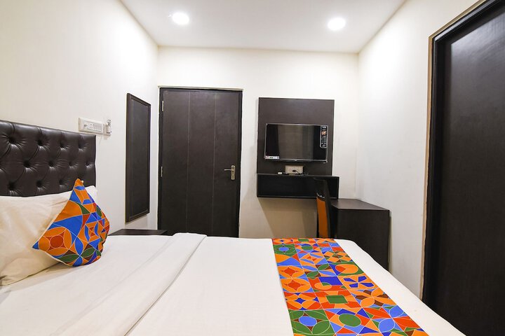 Room 22 of 39