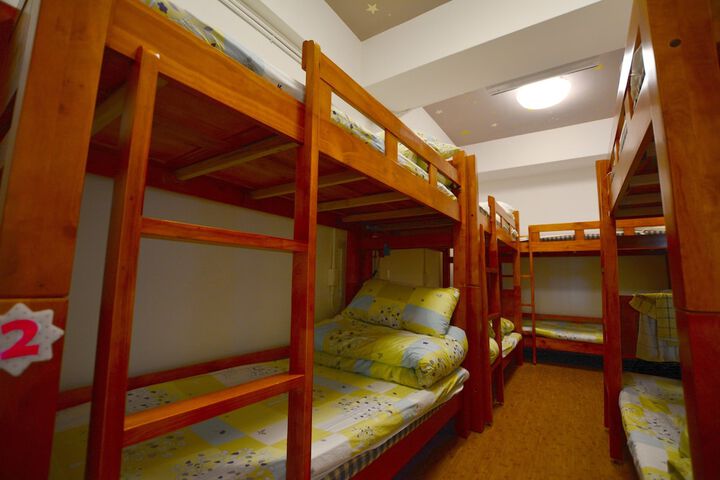 Room 9 of 54