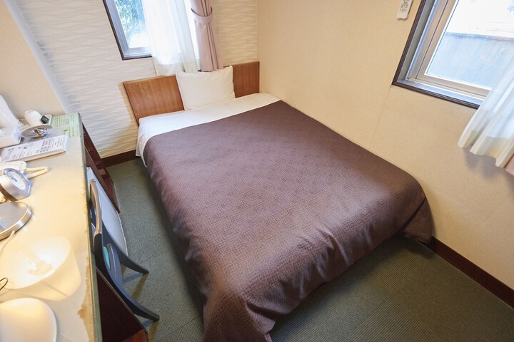 Room 15 of 30