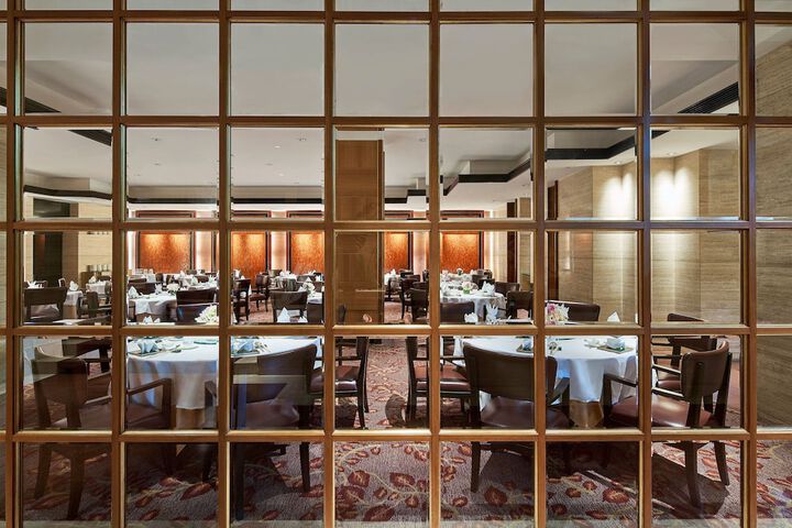 Dining 67 of 107