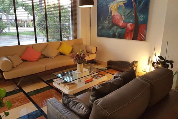 Entrance & Lobby