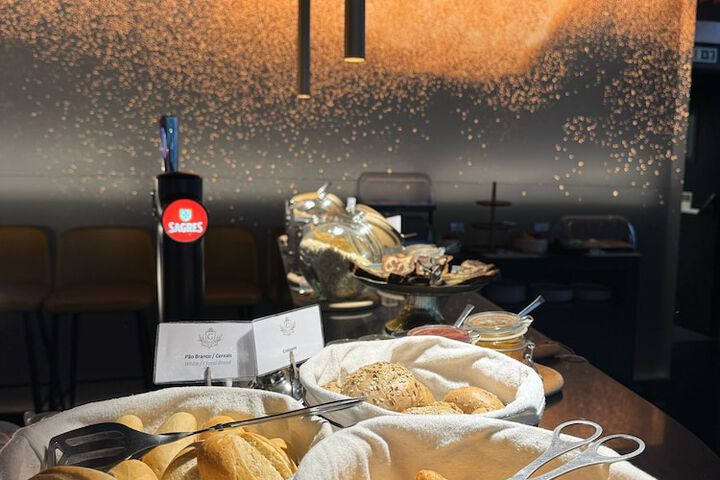 Dining 99 of 105