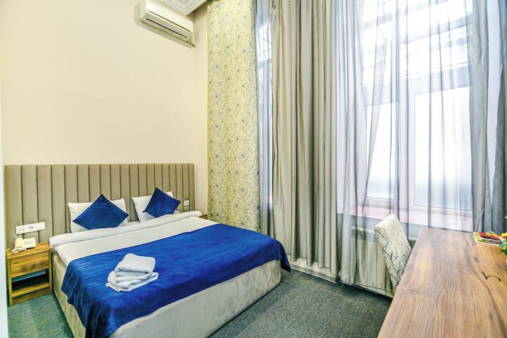 Room 34 of 79