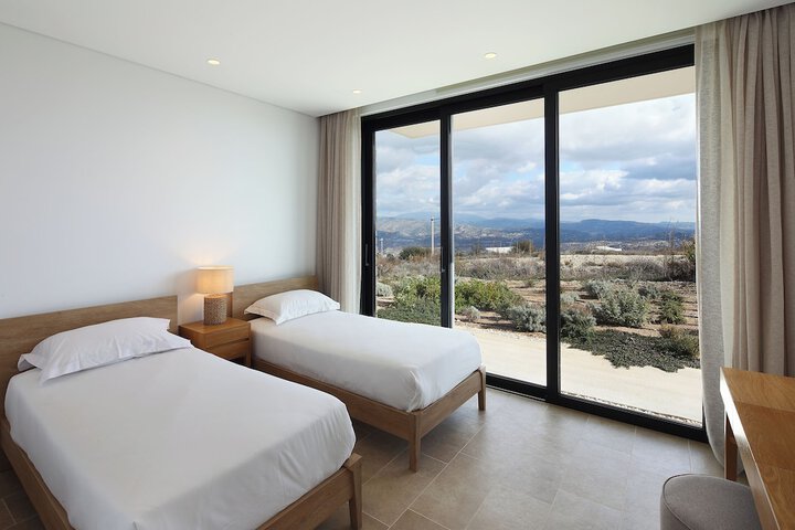 Room 20 of 127