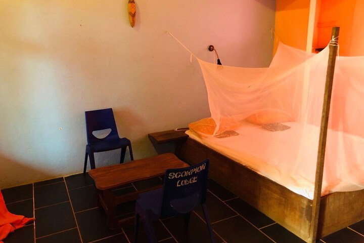 Room 16 of 58