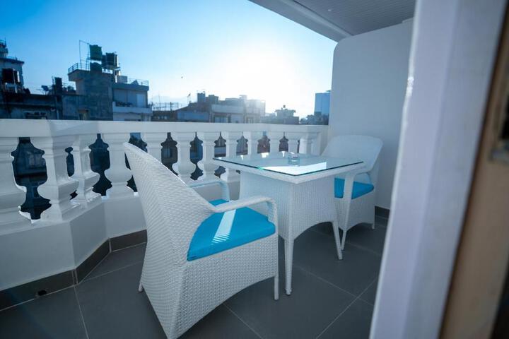 Hotel Crown Plaza