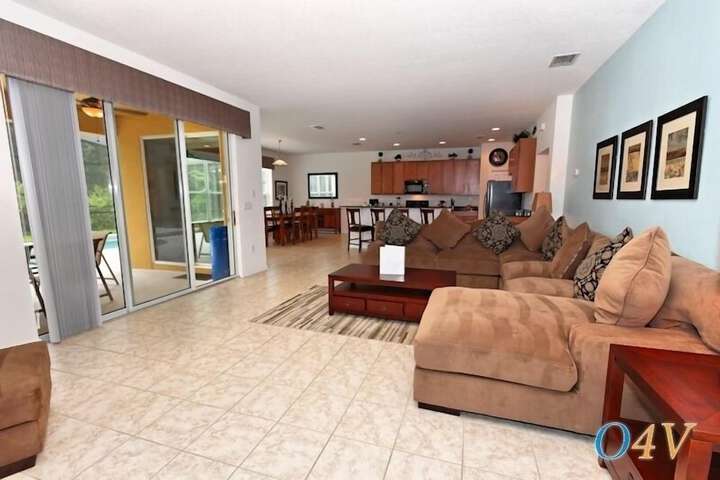 Hotel Interior 4 of 27