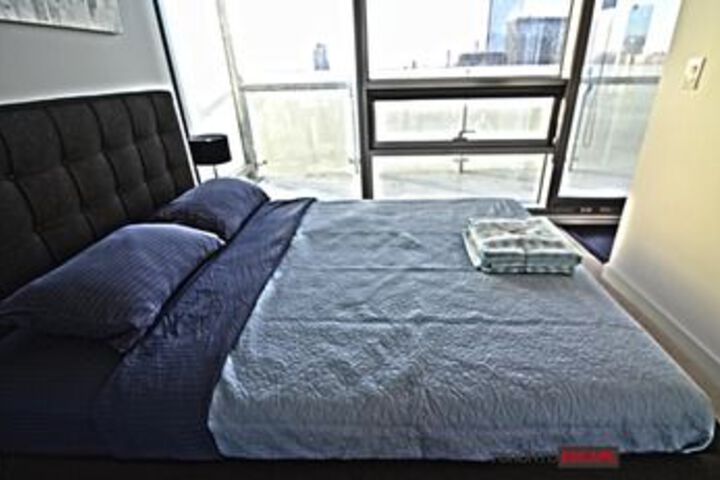 Room 12 of 23