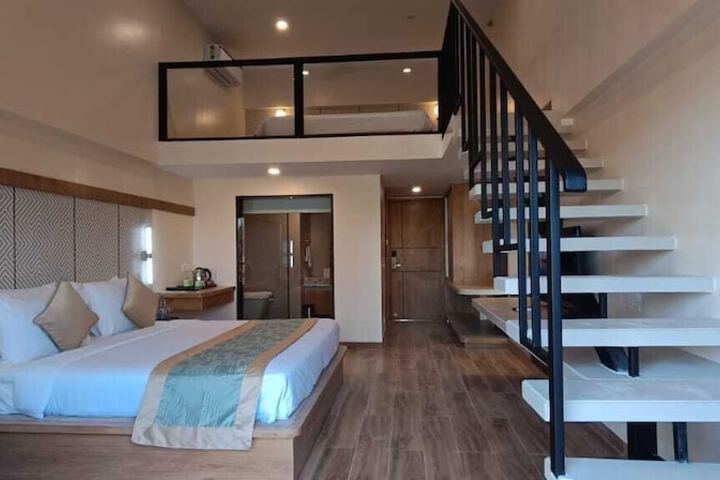 Room 20 of 66