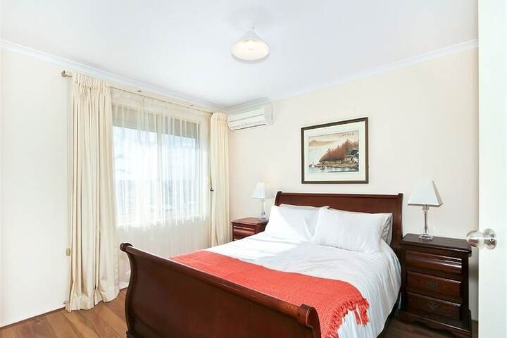 Room 2 of 12