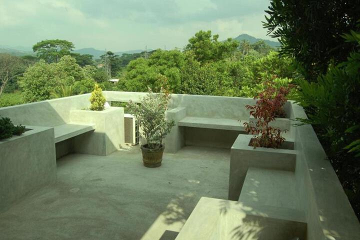 Terrace/Patio 4 of 9