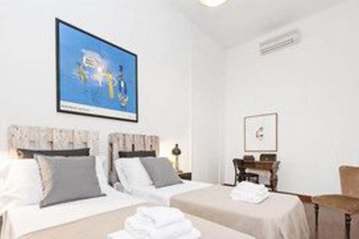 Room 64 of 209