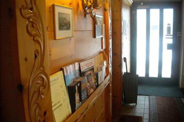 Hotel 66 of 81