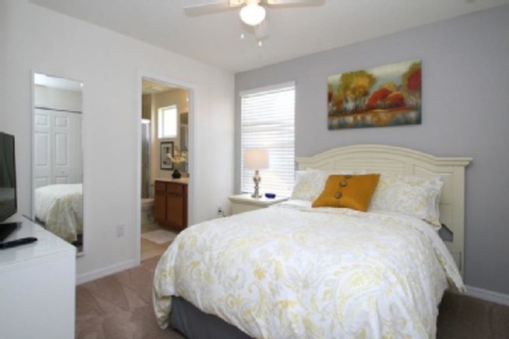 Room 71 of 299