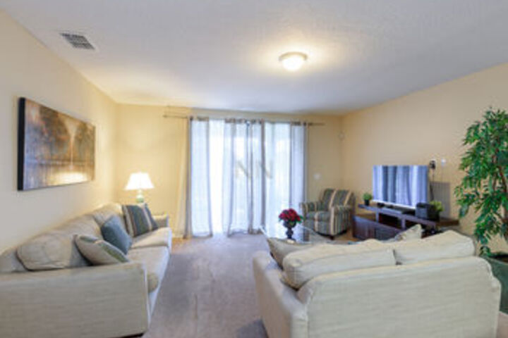 Room 604 of 687