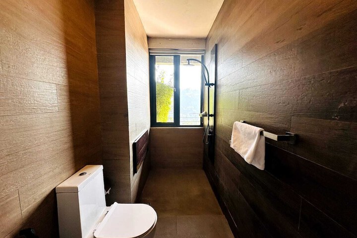 Room 30 of 55