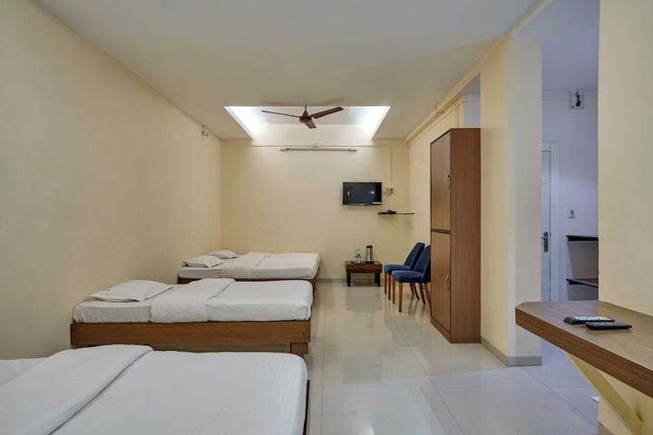 Room 13 of 54