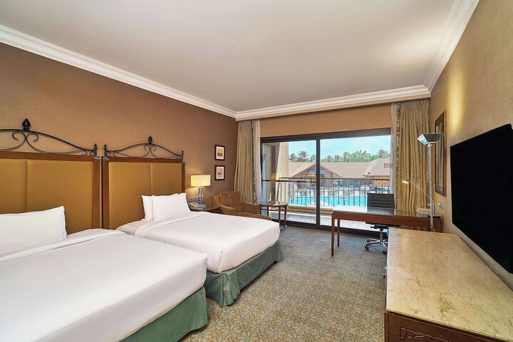 Room 45 of 102