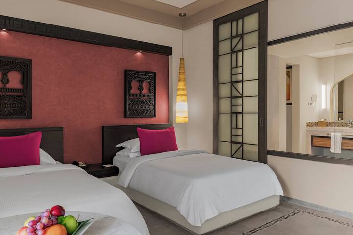 Room 14 of 95