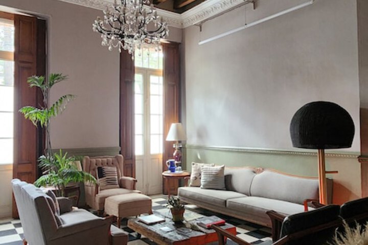 Guest Lobby